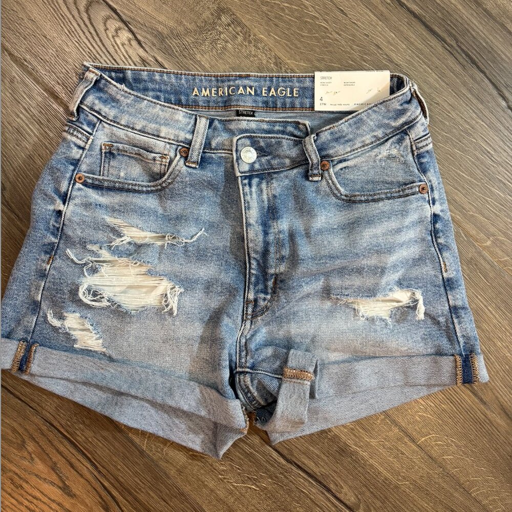 AMERICAN EAGLE Women's Denim Cut Off's  with stretch - NWT - Sz 4, 27W